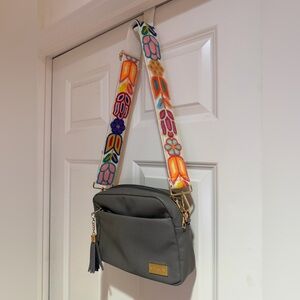 medium crossbody purse